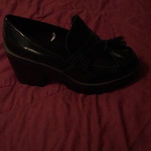 Mossimo black shoes